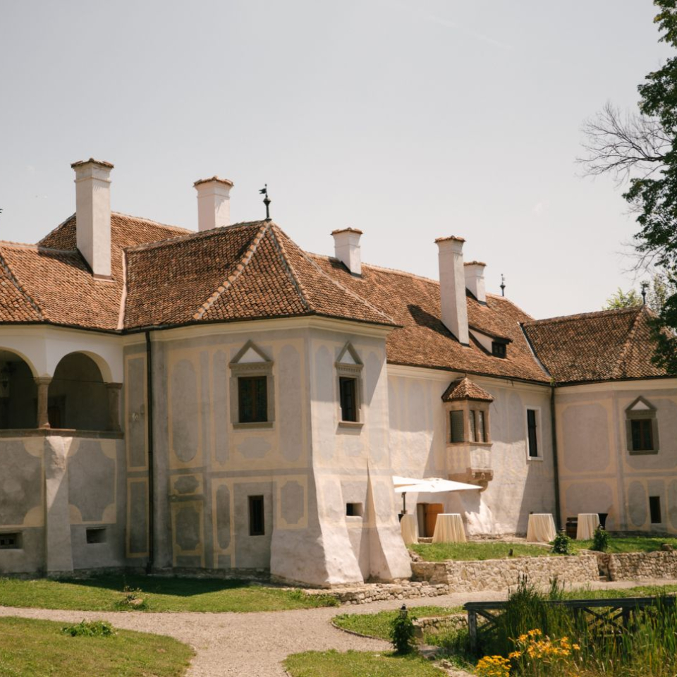 4 conace și castele care merită vizitate din județul Covasna