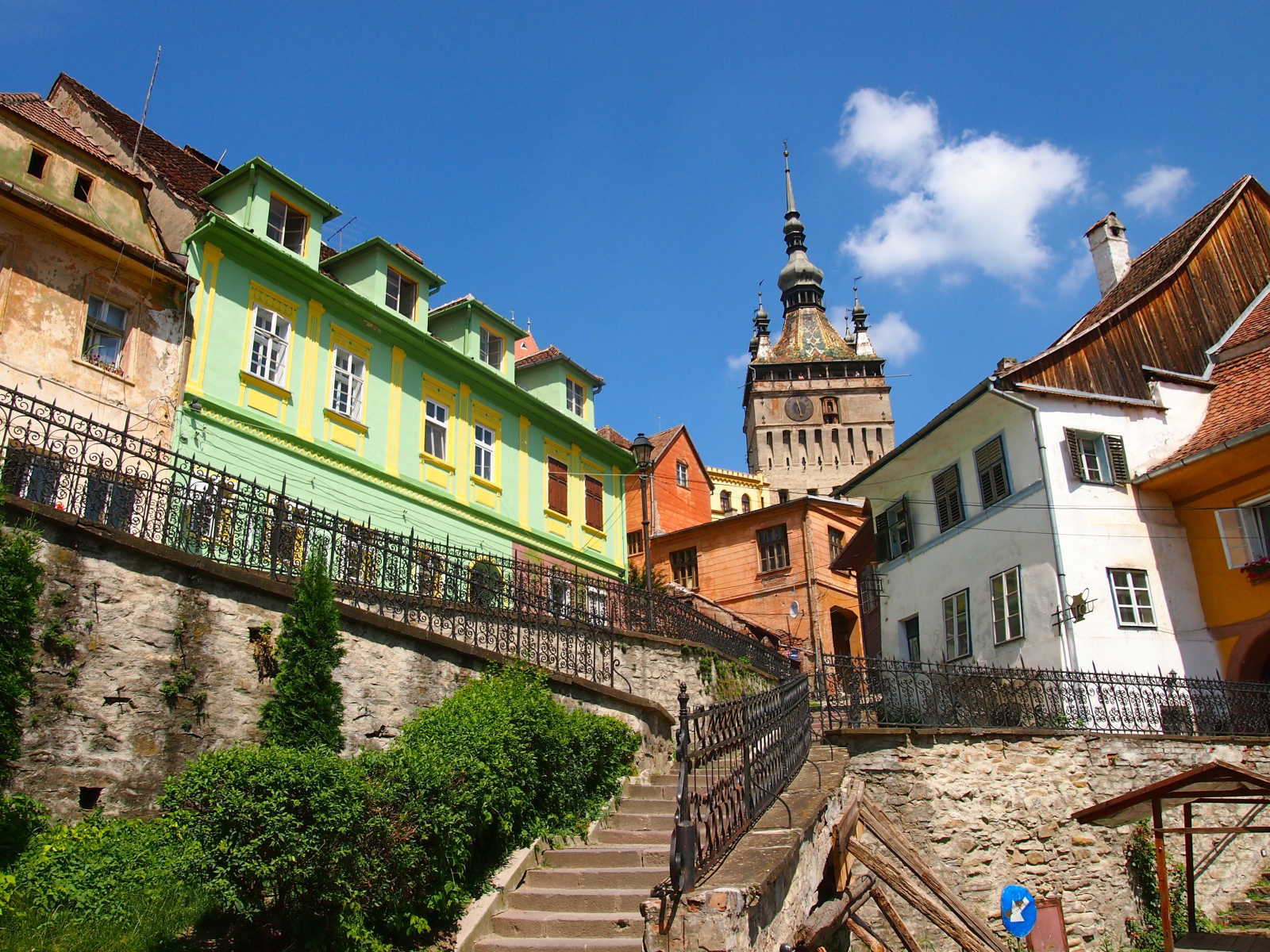 Top 7 motive pentru care să vizitezi Sighișoara vara asta
