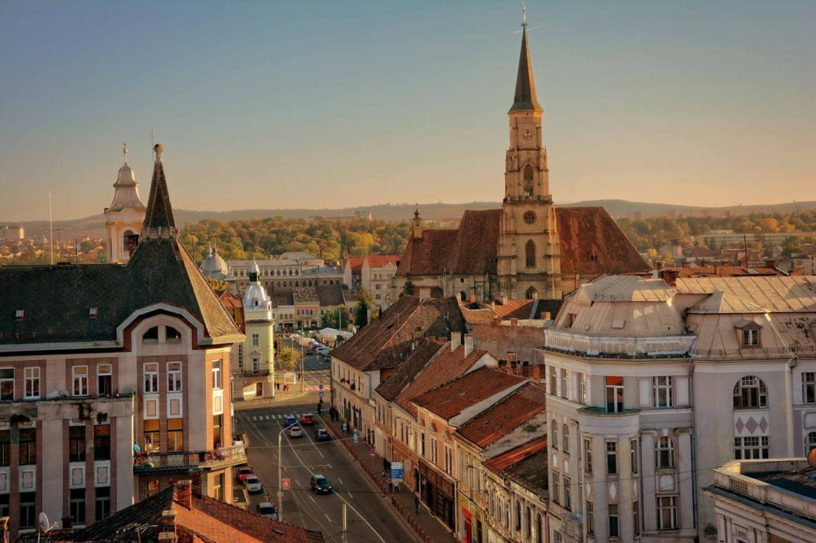 Top 7 motive pentru care să vizitezi Clujul vara asta