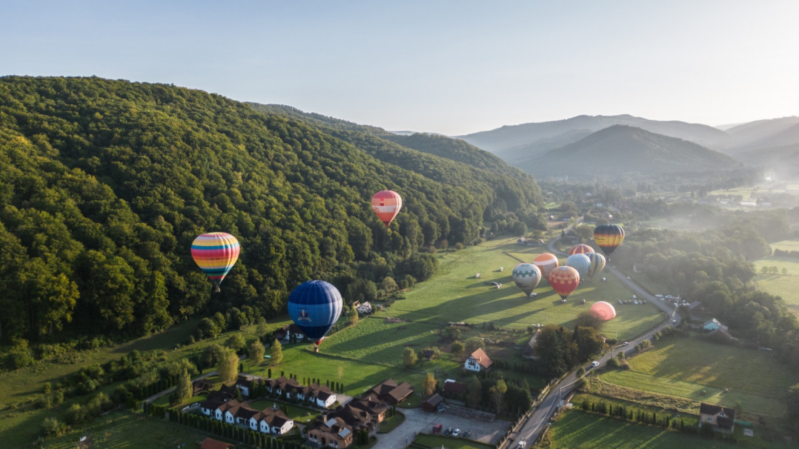 Zborul cu balonul cu aer cald în România