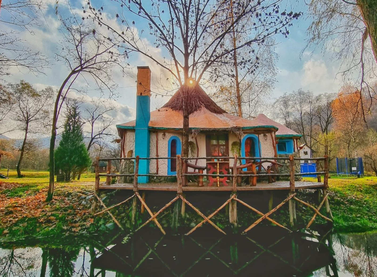 Viewtopia: refugiul de poveste ascuns în Valea Drăganului