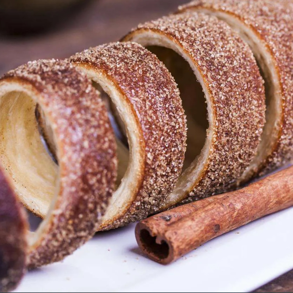 Unde găsești cei mai buni kürtőskalács din România